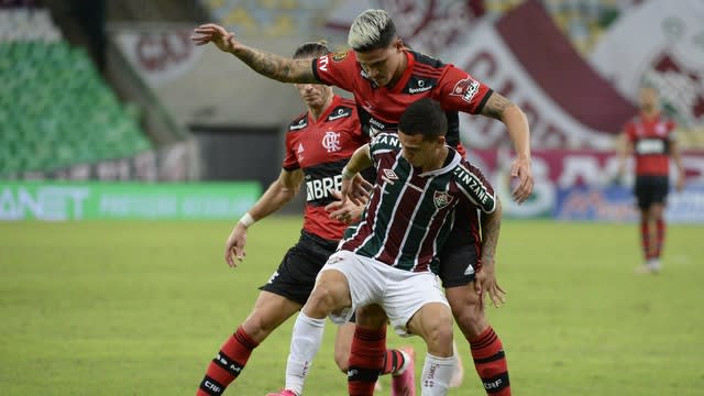 Lateral do Flamengo, Filipe Luís elogia Fluminense, mas lamenta decisões do árbitro:  De 45 minutos, jogamos 20