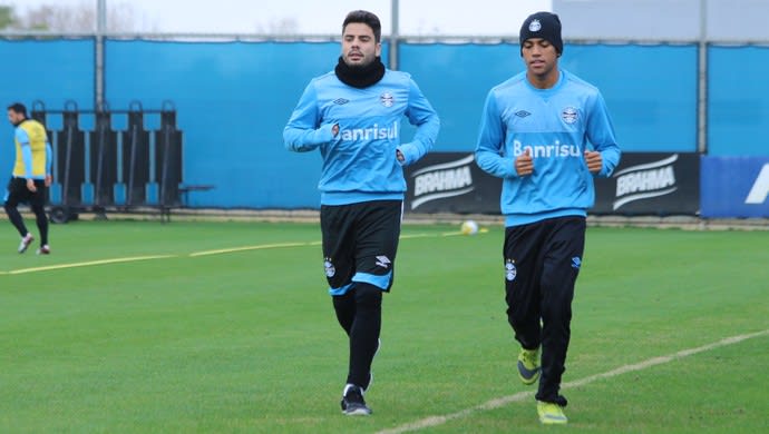 Henrique volta a treinar e promete recuperar tempo perdido no Grêmio