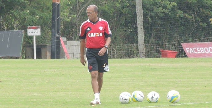 Força máxima: Jayme relaciona titulares para clássico com o Vasco