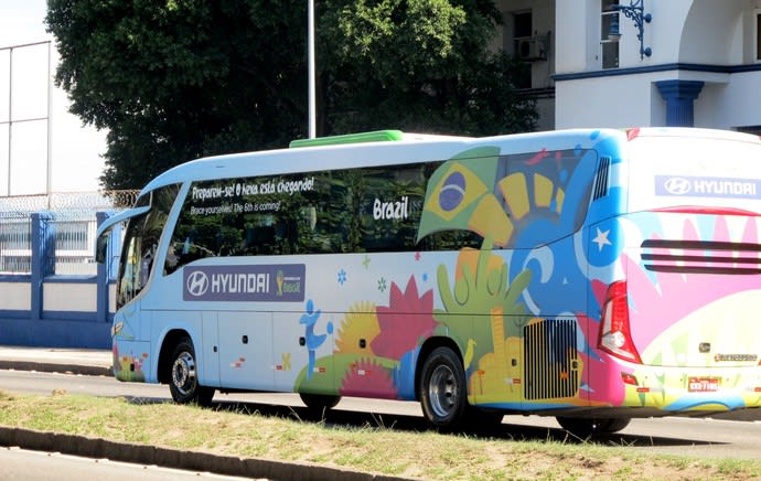 [COPA 2014] Agora com ônibus oficial, Brasil se reapresenta e volta para Teresópolis