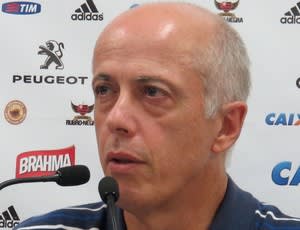 Flamengo vai anunciar diretor na terça-feira, e nome pode ser surpresa
