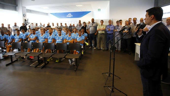 Grêmio cita desmanche do Timão e aposta em sequência para ir ao ápice