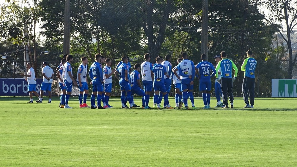 Risco ou regularidade? Cruzeiro cerca vaga na Libertadores por dois caminhos