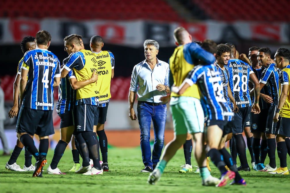 Grêmio recupera confiança para final e aposta em retrospecto de Renato nos mata-matas