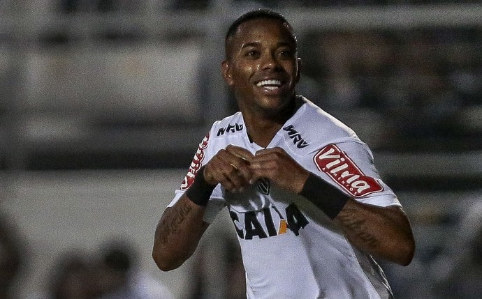 OFF - Em dose dupla, Diego Souza luta por melhor drible com Robinho e Airton