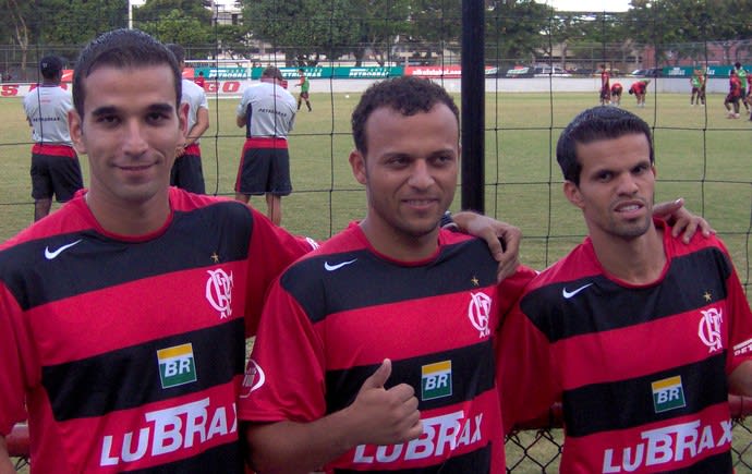 Pupilos de Ney no Fla, trio pão de queijo busca emprego após oito anos