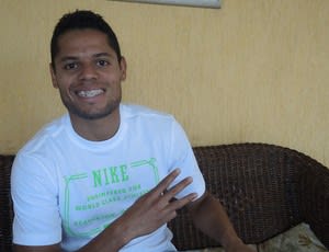 Intocável e irregular, João Paulo vira o queridinho dos técnicos no Fla