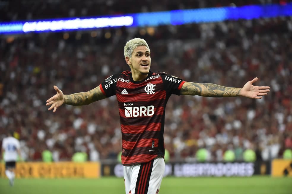 MATADOR! Pedro se torna maior artilheiro do Flamengo em uma única edição de Libertadores