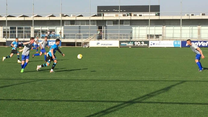 Grêmio faz jogo-treino de reservas, e Roger testa time com três zagueiros