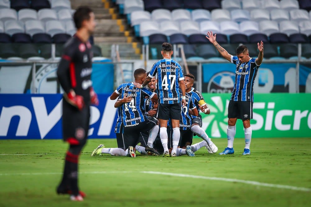 Goleada no Gauchão pode render até três mudanças no Grêmio para final; veja cenário