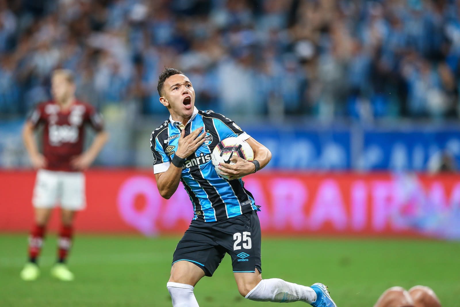 [ENQUETE]: Pepê merece ser titular do Grêmio?