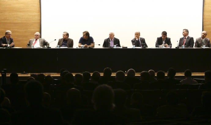 OFF - Presidentes de clubes discutem renegociação das dívidas com CBF