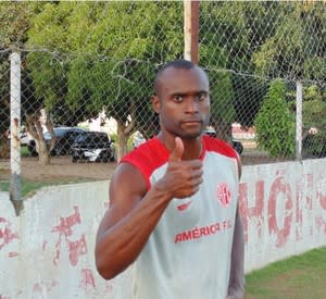 Cabofriense aguarda Vinícius Pacheco para negociar com o Fla