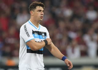 Grêmio tem reunião com o Zenit, interessado em contratar Giuliano