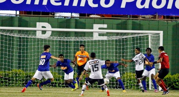 Nos pênaltis, Figueirense vence o Cruzeiro e avança na Copa sub-15