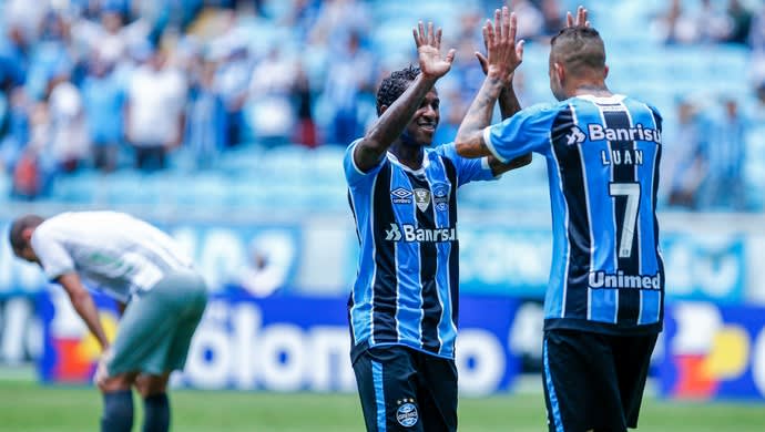 Além de Bolaños: ataque do Grêmio desponta com mais de 60 dos gols