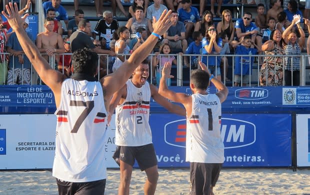 Vasco é vice-campeão no Futevôlei e torcida do Fla provoca: Vice de novo!