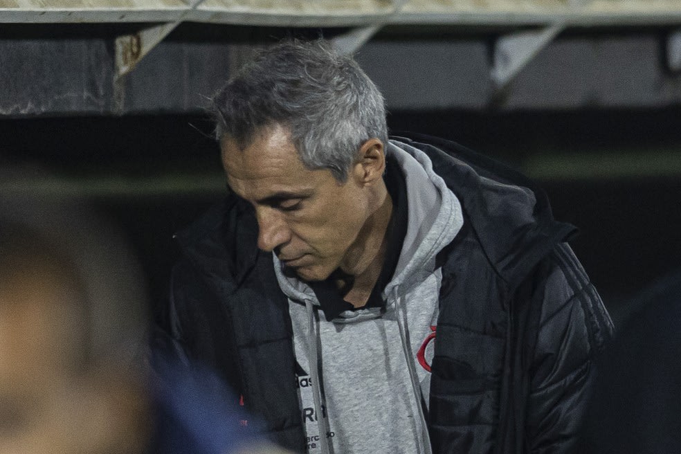 Flamengo paga à vista cerca de R 7,5 milhões para Paulo Sousa e sua comissão; veja detalhes sobre valores