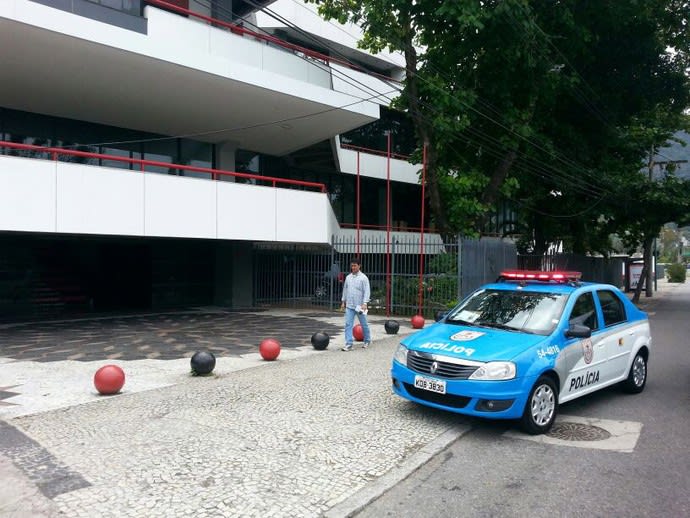 Procon faz fiscalização na Gávea; Fla acusa órgão de invasão e aciona PM