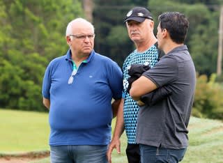 Grêmio admite dívida e quer quitar direitos de imagem nos próximos dias