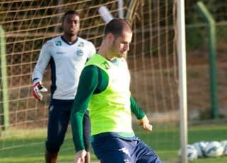 Grêmio esbarra em pedido do Goiás e sai de negociação por zagueiro Fred