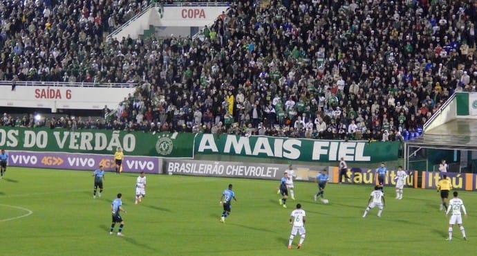 Em média, um a cada 31 habitantes  de Chapecó vai ao estádio apoiar time