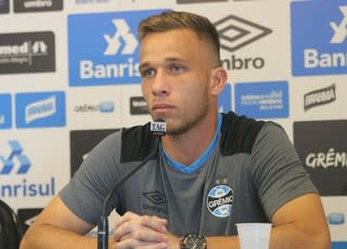 Arthur se inspira em Maicon na briga por vaga do capitão: Inquestionável