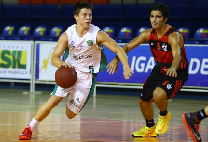 No duelo das defesas, Basquete Cearense bate Flamengo na LDB