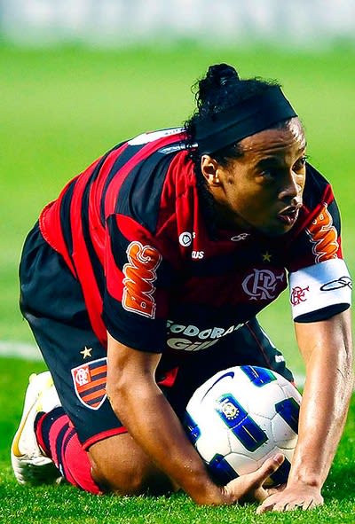 Relação entre Flamengo e R10 custa cerca de R$ 30 milhões ao clube