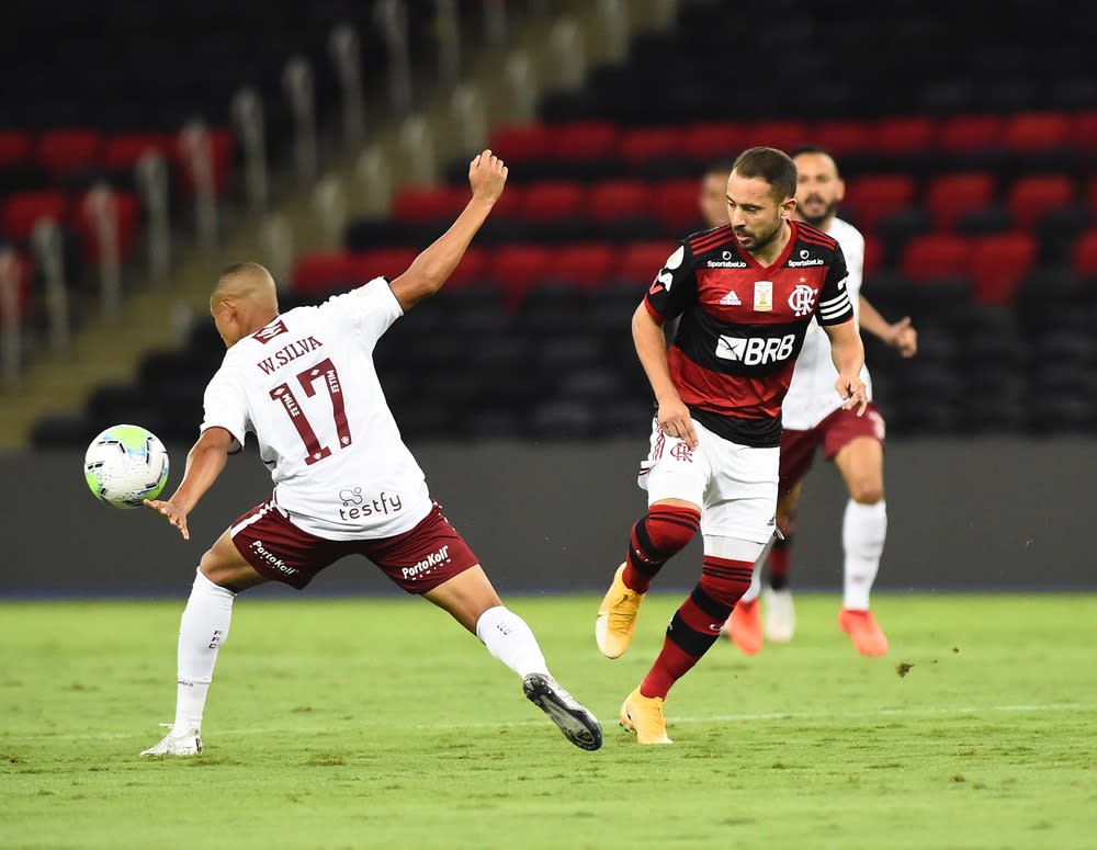 Atuações do Flamengo: Filipe Luis falha em gol, e Everton Ribeiro volta a fazer jogo apagado