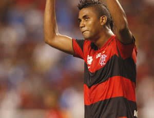 Curtinha: Atlético-GO devolve Muralha ao Flamengo