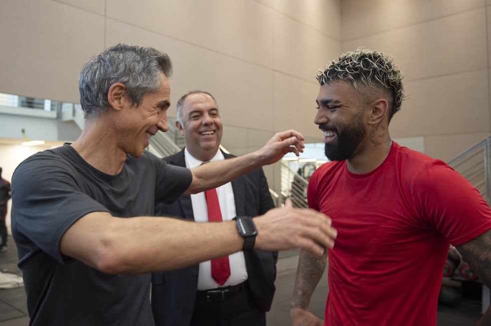 Gabigol rasga elogios a Paulo Sousa: Faz tempo que não aprendia tanto