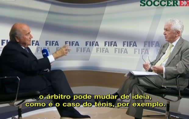 OFF:Blatter detalha como pretende usar o desafio do tênis nos jogos de futebol