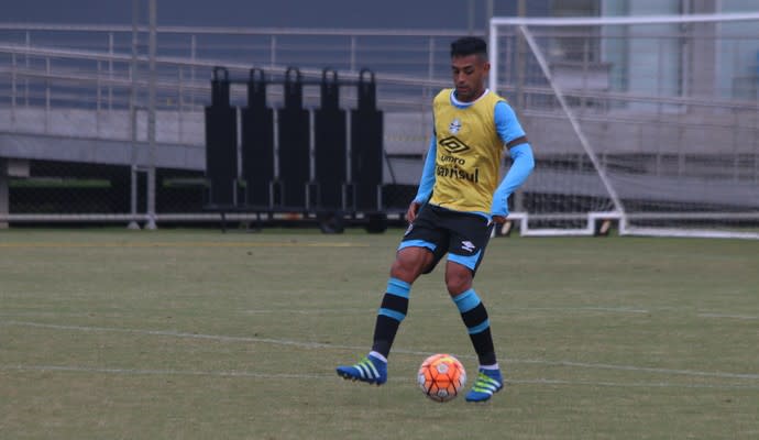 Grêmio encaminha empréstimo de zagueiro Werley ao Figueirense