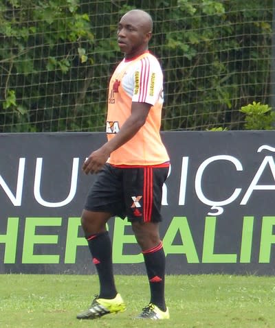 Agente confirma que Armero deixa o Fla em dezembro e revela propostas