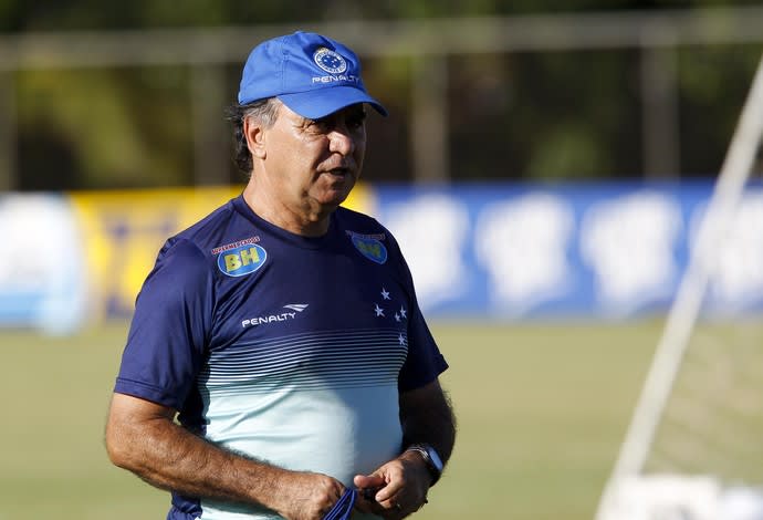 Com pausa de uma semana, Cruzeiro faz teste contra seleção de Ibirité