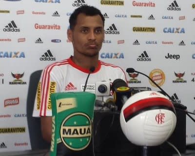 Alan Patrick pede humildade ao Fla em jogo que trata como