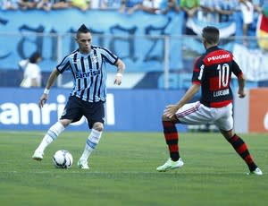 Além do empréstimo, Grêmio pagará salários de Pará por dívida com o Fla
