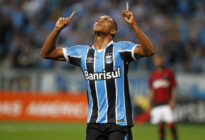 Com drible de letra, Pedro Rocha, do Grêmio, leva prêmio de "abusado"