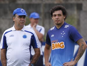 Ricardo Goulart é poupado no último treino antes de jogo contra Botafogo