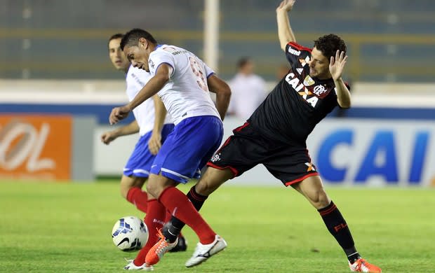 Edinho exime Felipe de culpa no gol de empate do Bahia: Não foi falha