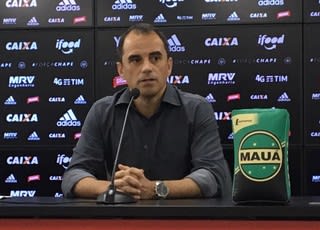 Tragédia faz Fla interromper os planos para 2017: O mundo do futebol parou