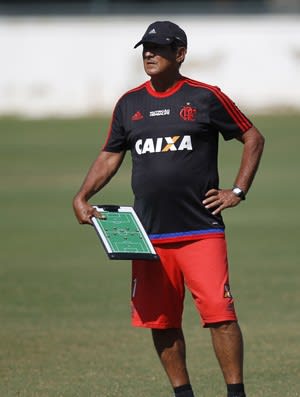 Flamengo de Muricy é quem faz menos substituições; veja a lista com 21 clubes