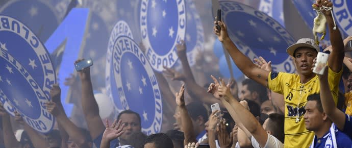 Desempenho em casa é diferença no confronto entre Cruzeiro e São Paulo