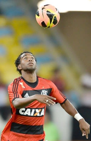 Luiz Antonio corre para recuperar espaço e entrar na Libertadores