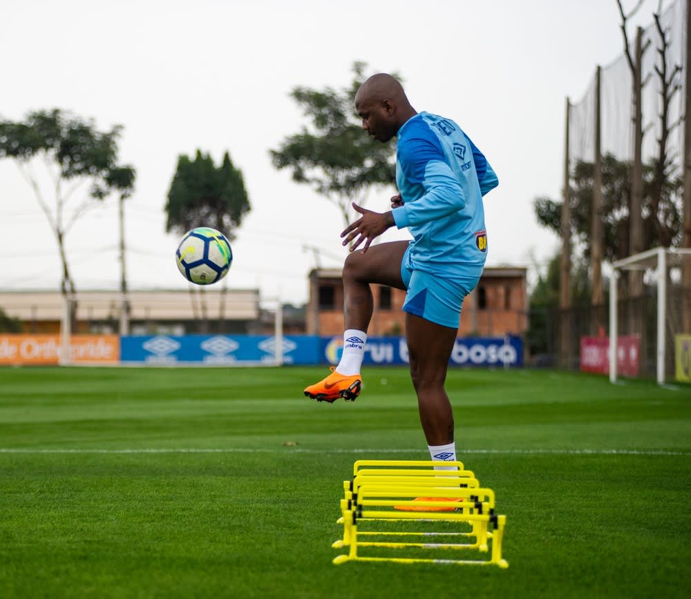 Cruzeiro amplia leque de opções para o ataque