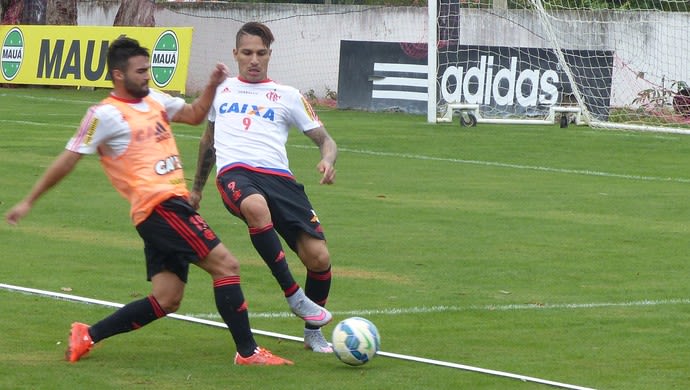 Precavido, Fred quer Goiás atento aos jogadores que alimentam Guerrero