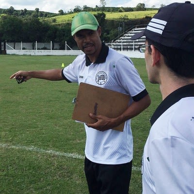 Ex-lateral, Rubens Cardoso se arrisca como técnico e assume time paulista