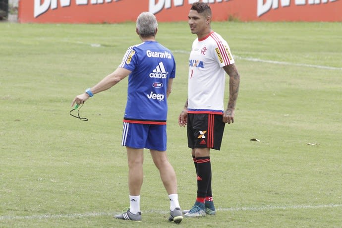 Com Guerrero e Jorge em campo, Fla faz último treino antes do Internacional