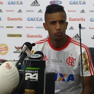 Jorge, do Fla, é chamado para seleção olímpica na vaga de Douglas Santos